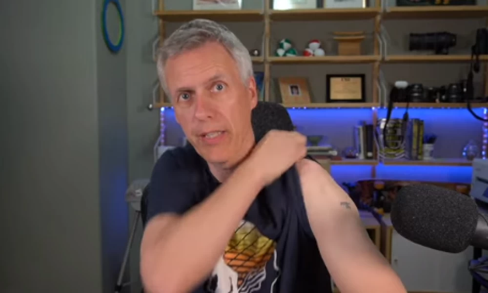 Δεν περιέχουν μαγνητικά μικροτσίπ τα εμβόλια κατά του κορονοϊού